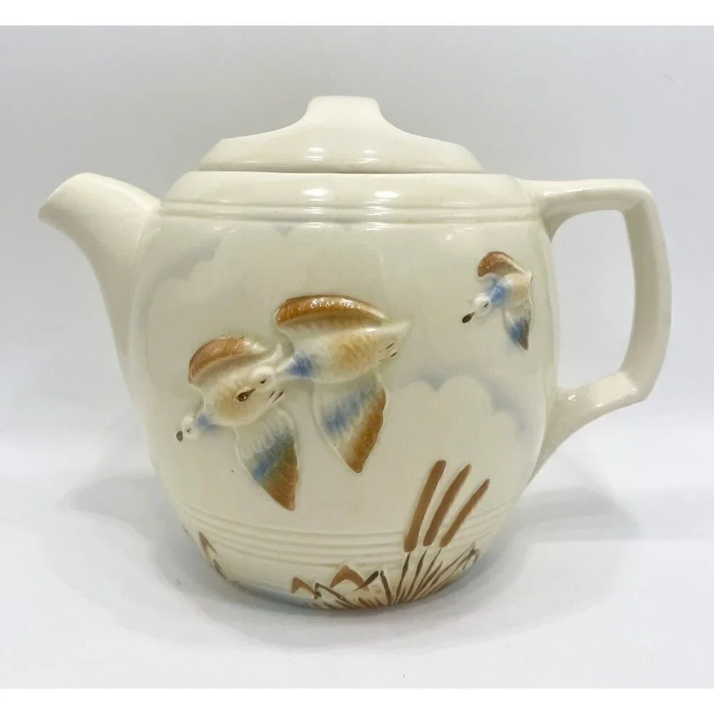 Vintage Porcelier Tea Pot Ducks Flying Vitreous China Lake Cattails Made in USA